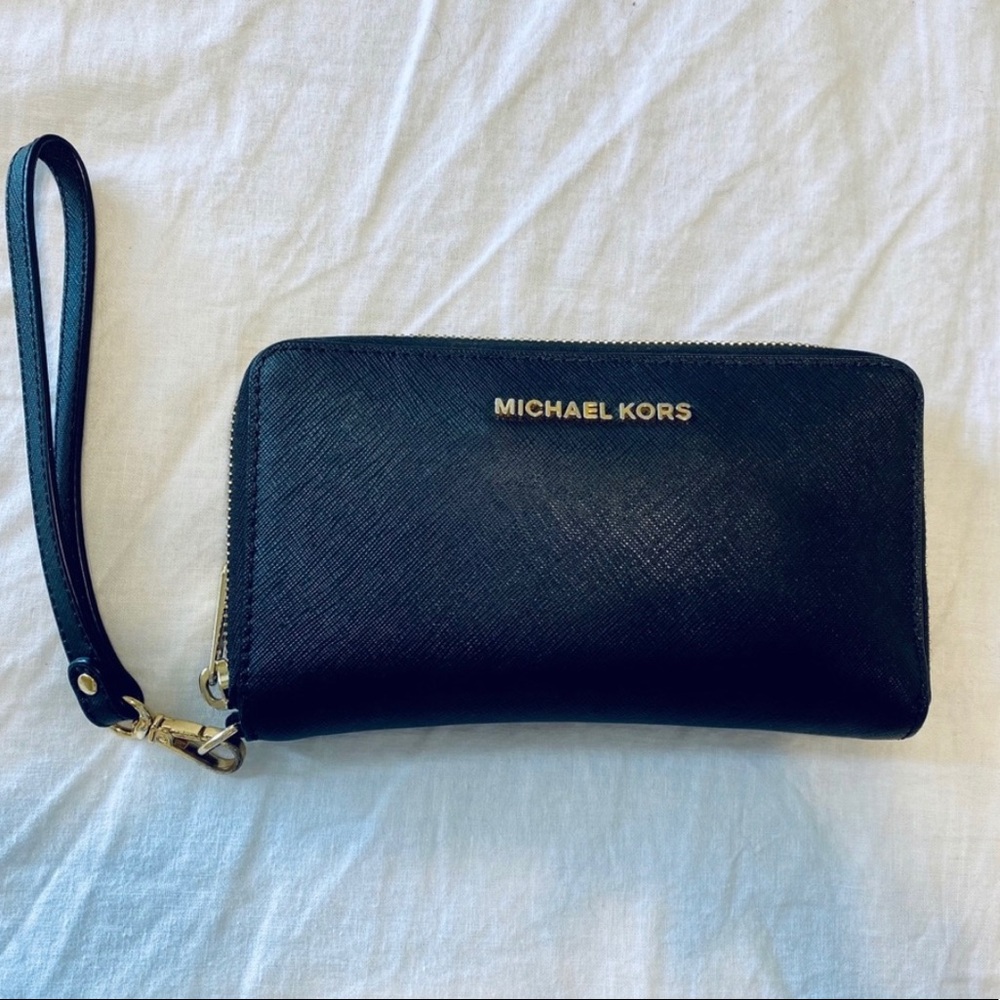 MK Large Multifunction Phone Wallet
